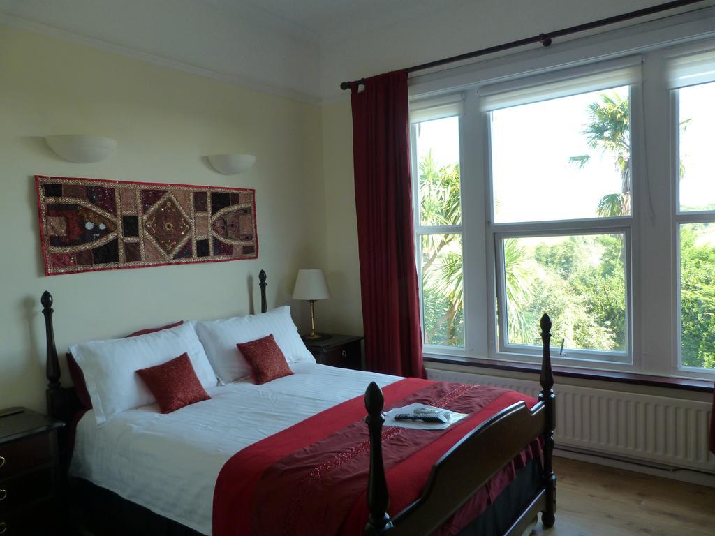 Oaklands House - Adults Only Hotel Brading Bagian luar foto